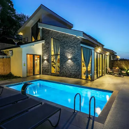 Vila New Balturk Nature *